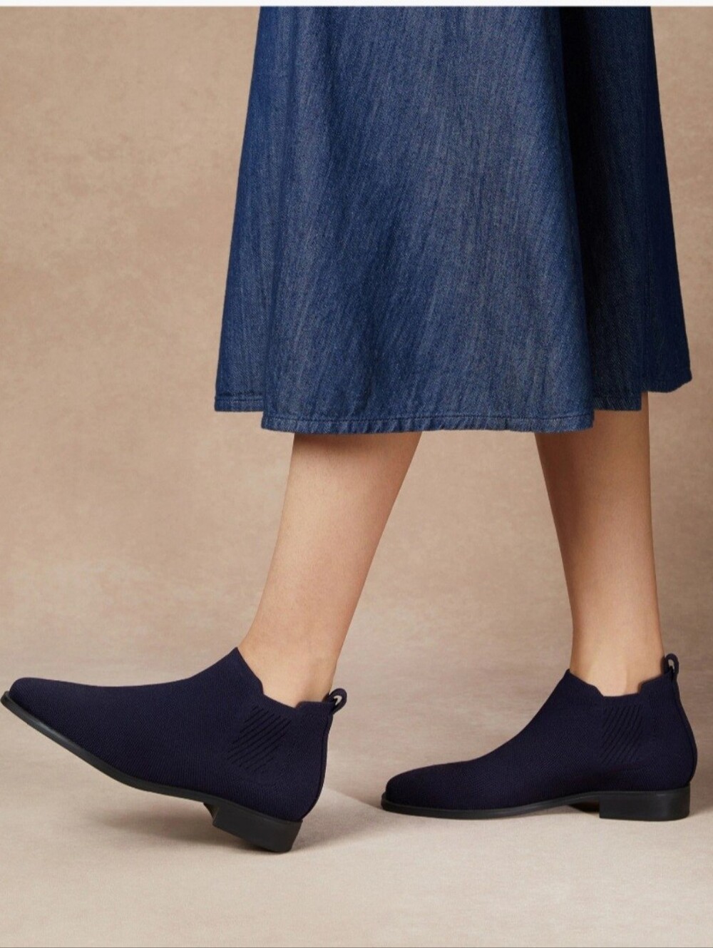 Vivaia Womens Navy RYAN Ankle Boots